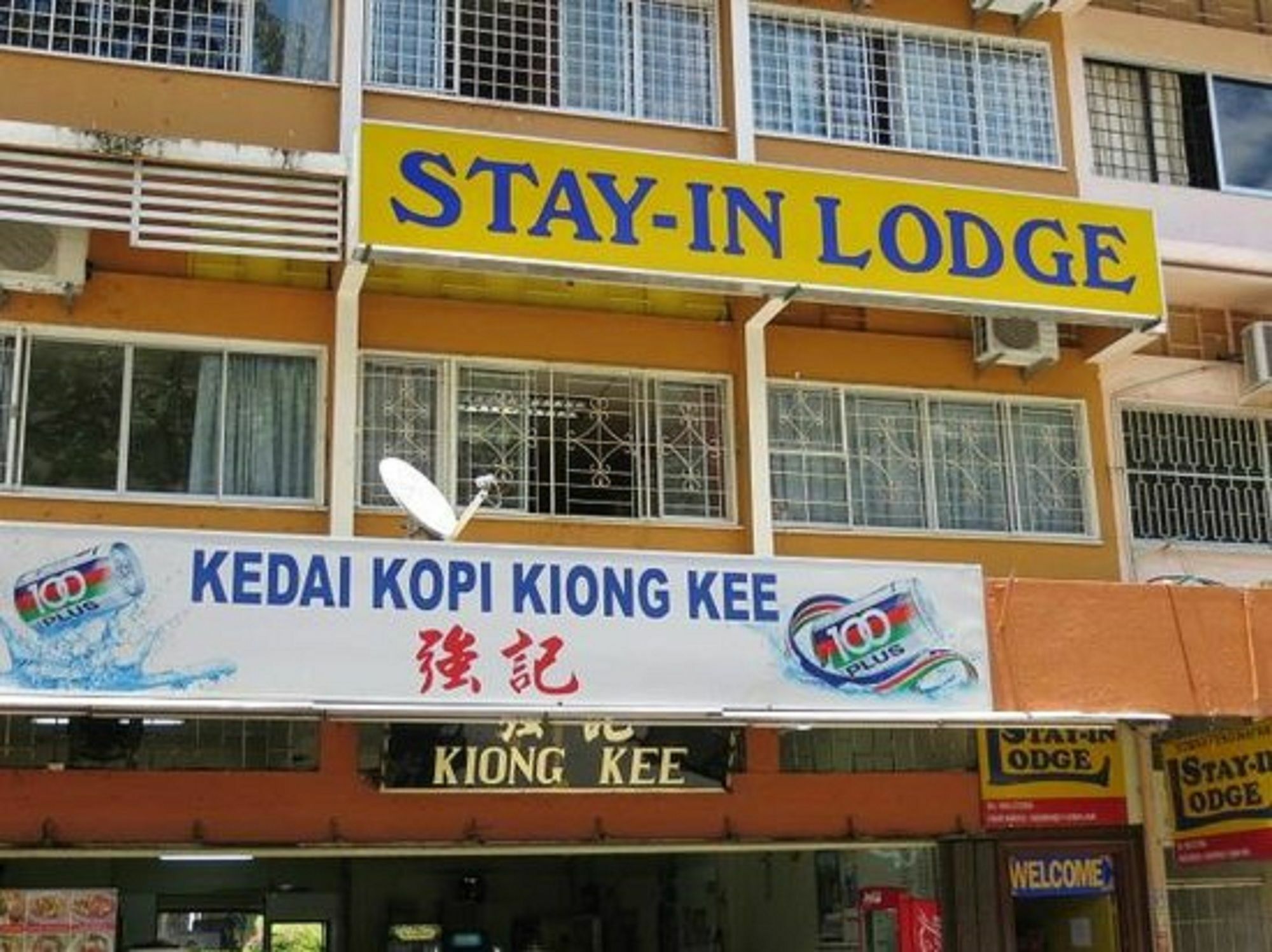 Stay In Lodge Kota Kinabalu Exterior foto